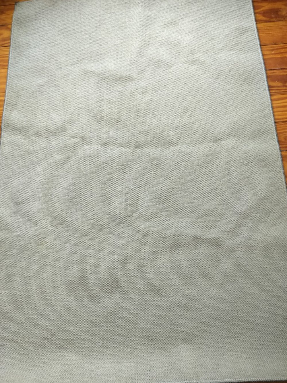 Very SOFT Small Rug - Picture 8 of 8